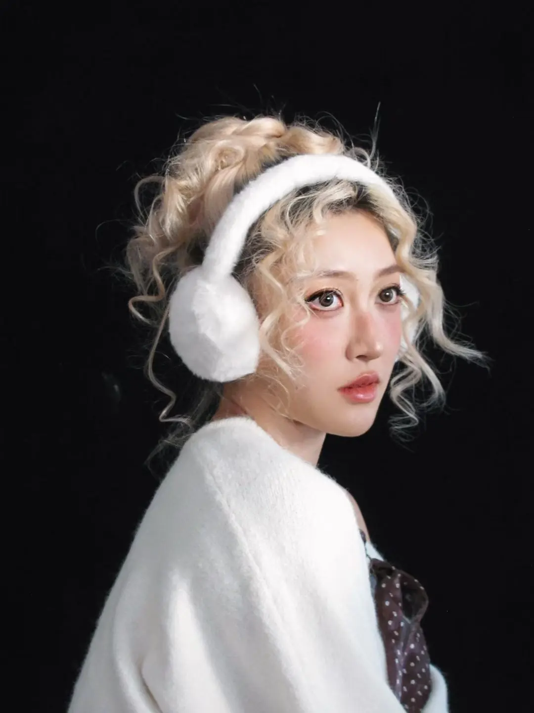 Creative winter profile beauty portrait by Angelina